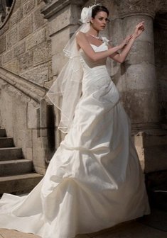 Свадебное платье M55925. Силуэт Русалка (Рыбка), длинное со шлейфом.