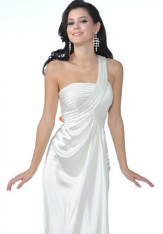 Свадебное платье Н56128. С прямой юбкой, длинное без шлейфа.