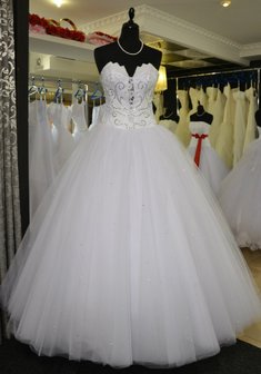 Свадебное платье К56317. С пышной юбкой, длинное без шлейфа.